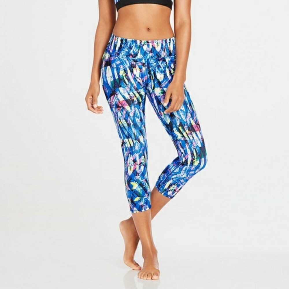 Fabletics Salar Capri Leggings Reef Blue Geometric Print Active Pants Size Small